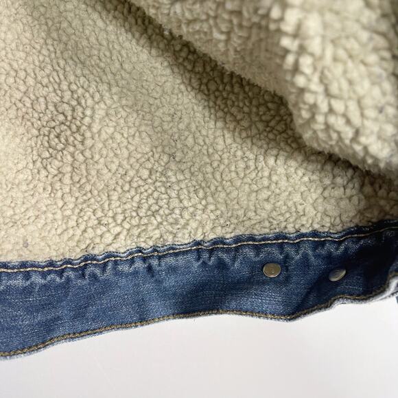 Levis Womens M Blue Sherpa Denim Trucker Jean Jacket Cream Cotton Button Front - Picture 5 of 9